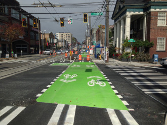 Photo by Gordon Werner (click for more bikeway and streetcar photos)