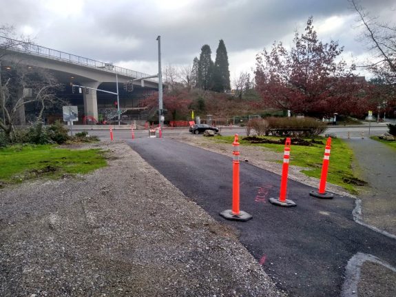 Asphalt trail connecting Rainier Ave to the existing trail