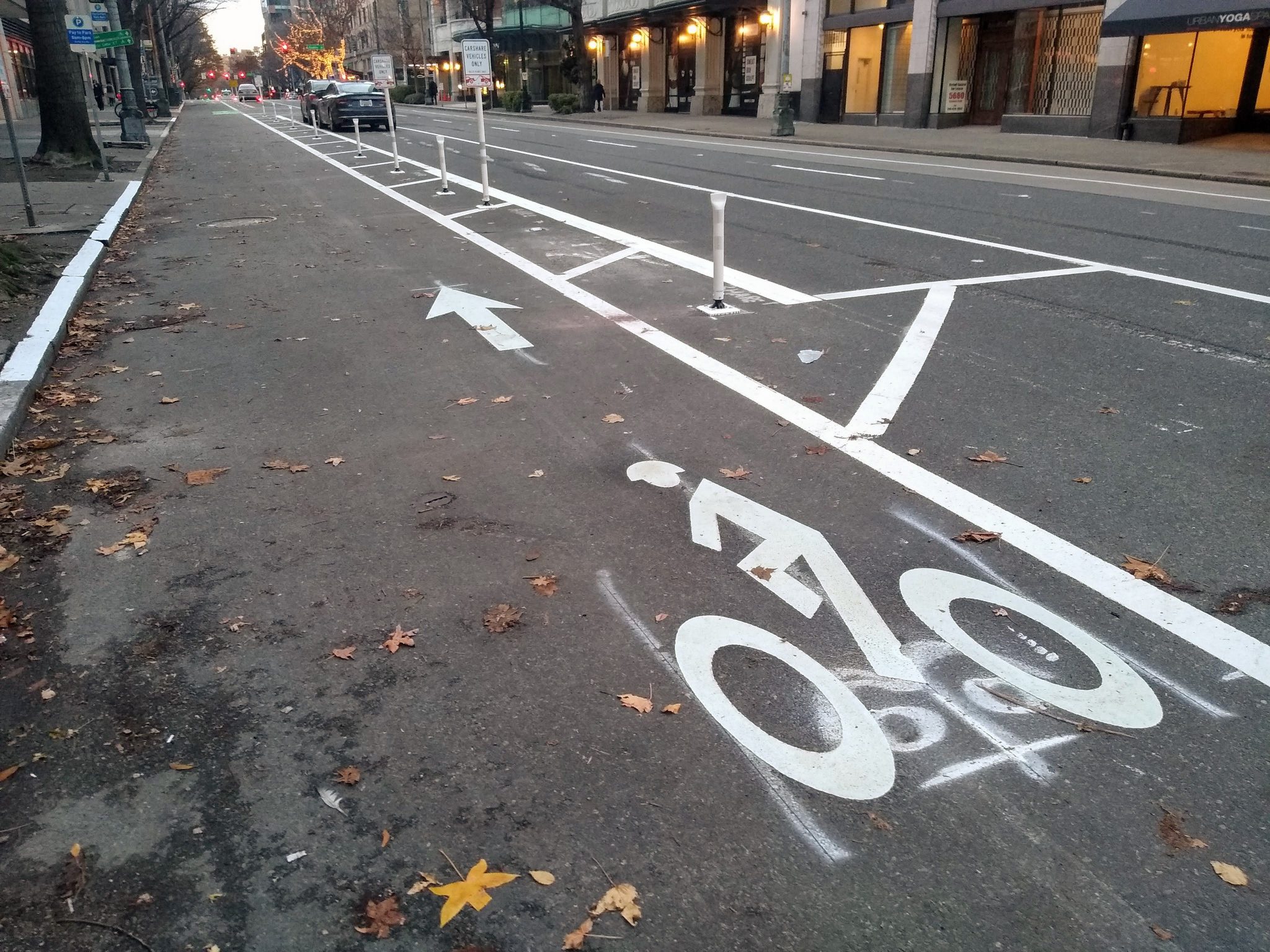 Report details how much catching up Seattle has to do in 2021 on bike lanes